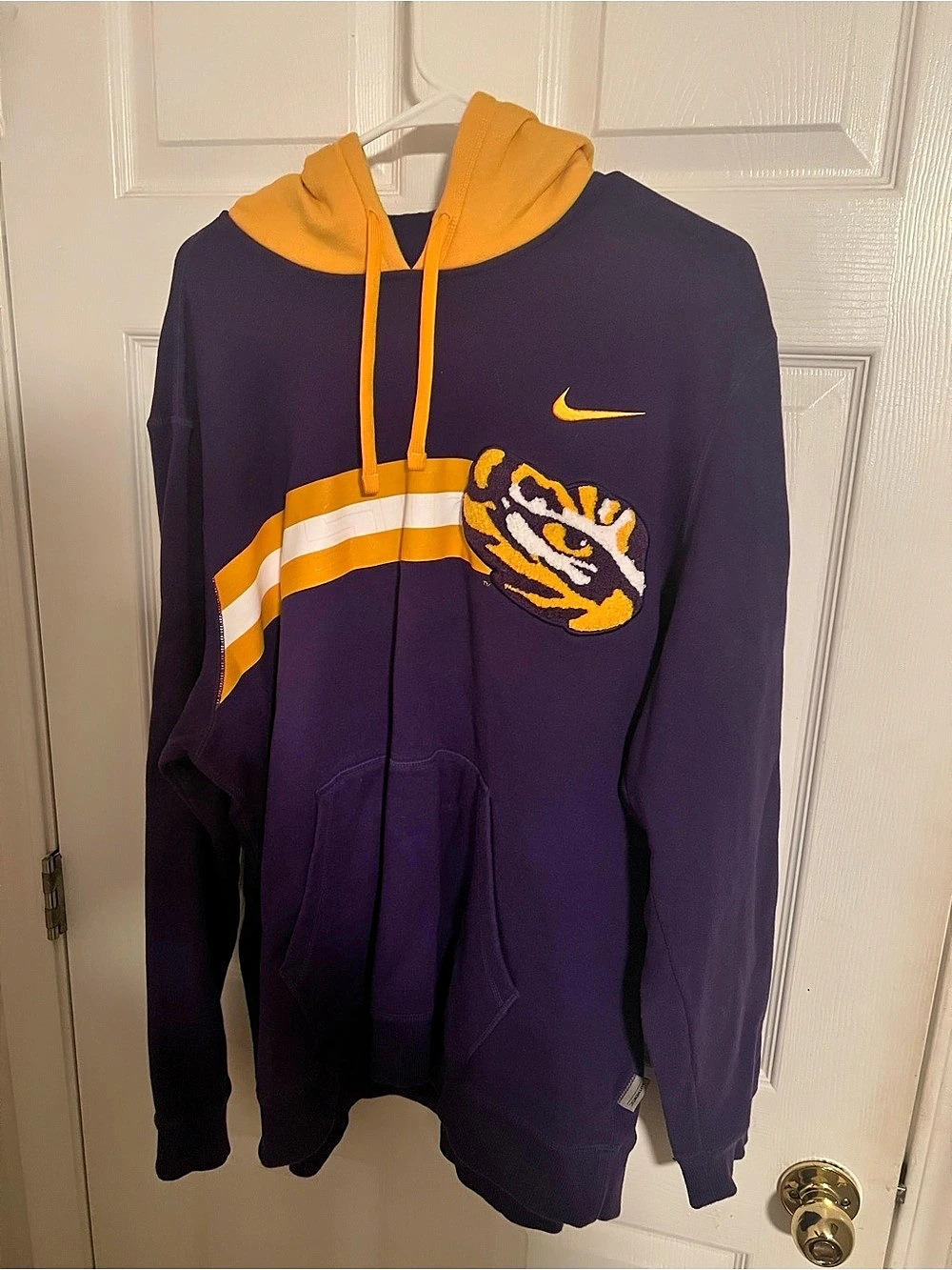 Nike Authentic LSU Tigers Size XL Hoodie Purple & Yellow